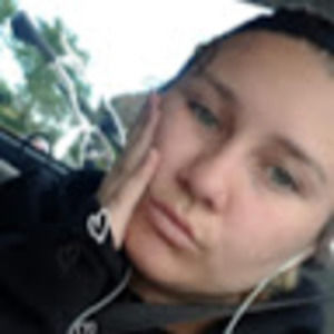 Meet your Posher, Katelyn